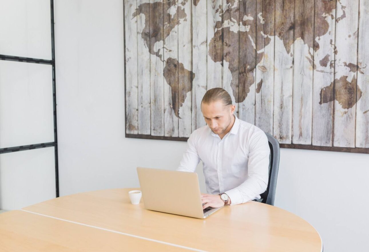 Automated Invoice Processing in Poland: KSeF Compliance and Operational Efficiency 